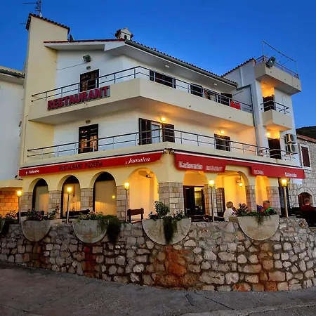 Timun Hotel Gdinj