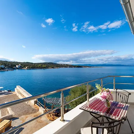 Timun فندق Gdinj