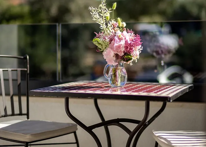 Ξενοδοχείο Timun 3*