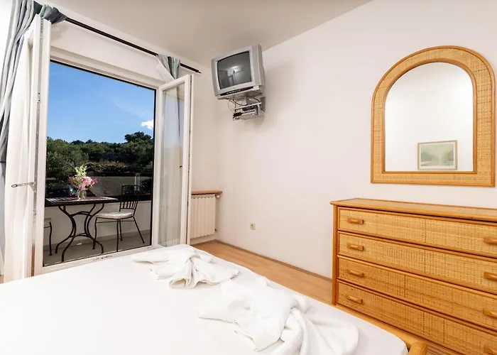 Timun Ξενοδοχείο Gdinj