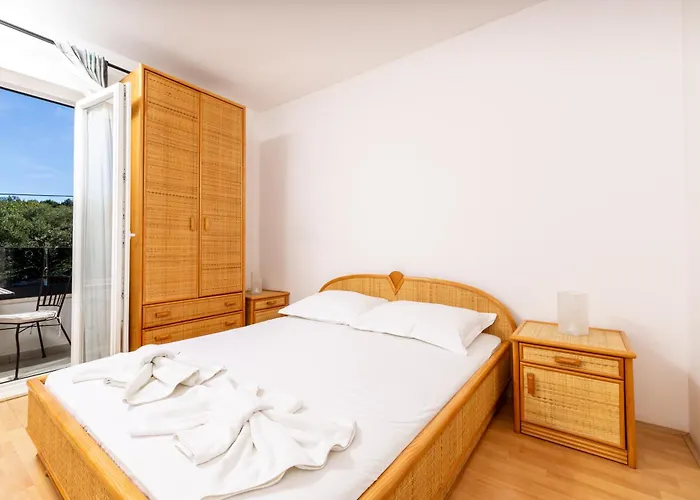 Ξενοδοχείο Timun 3*