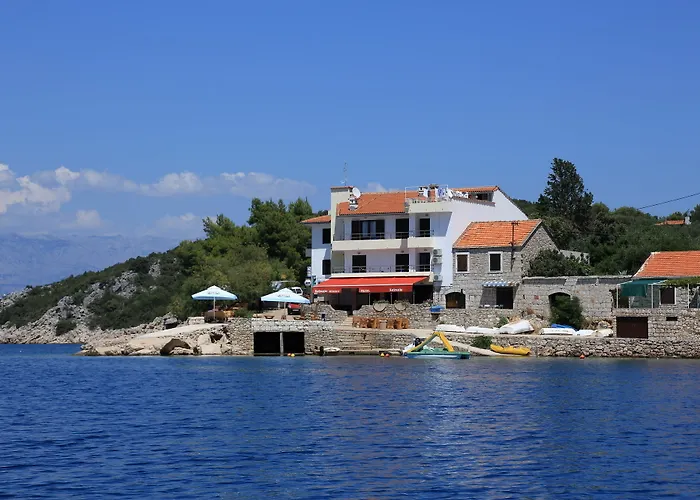 Ξενοδοχείο Timun 3*