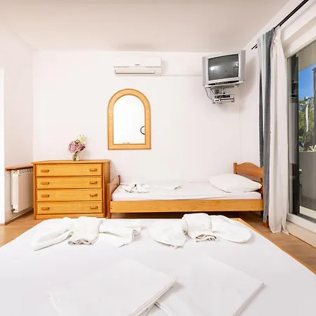 Timun Hotel Gdinj