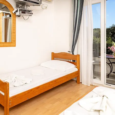 Timun Hotel 3*